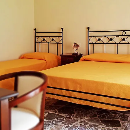 Capo Sant'alessio Bed & Breakfast 3*