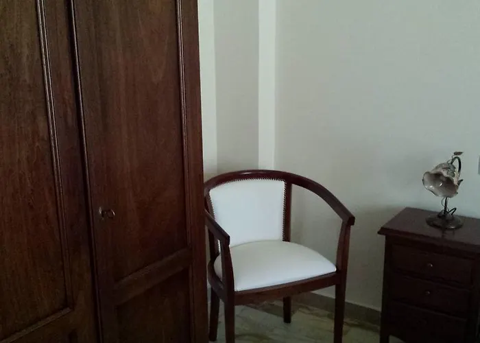 Couette-café Capo Sant'alessio 3*